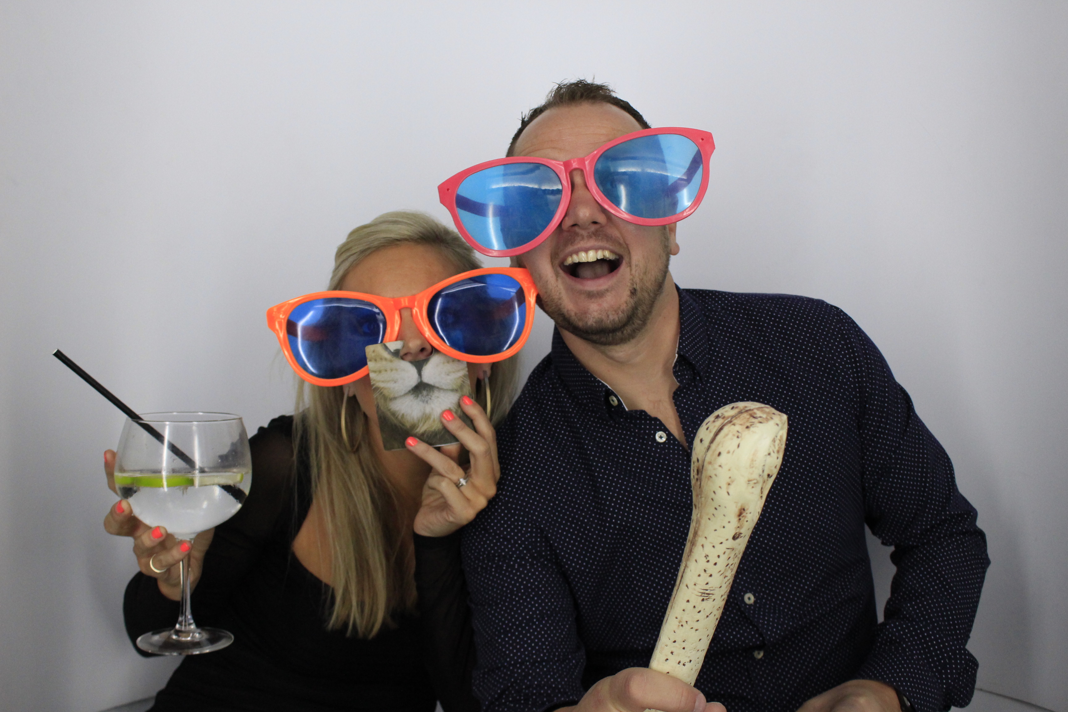 Darren and sarah’s 40th birthday celebration | View more photos from the event at gallery.myphotoboothexperience.co.uk/u/MyPhotoBoothExperienceLtd/Darren-and-sarah’s-40th-birthday-celebration